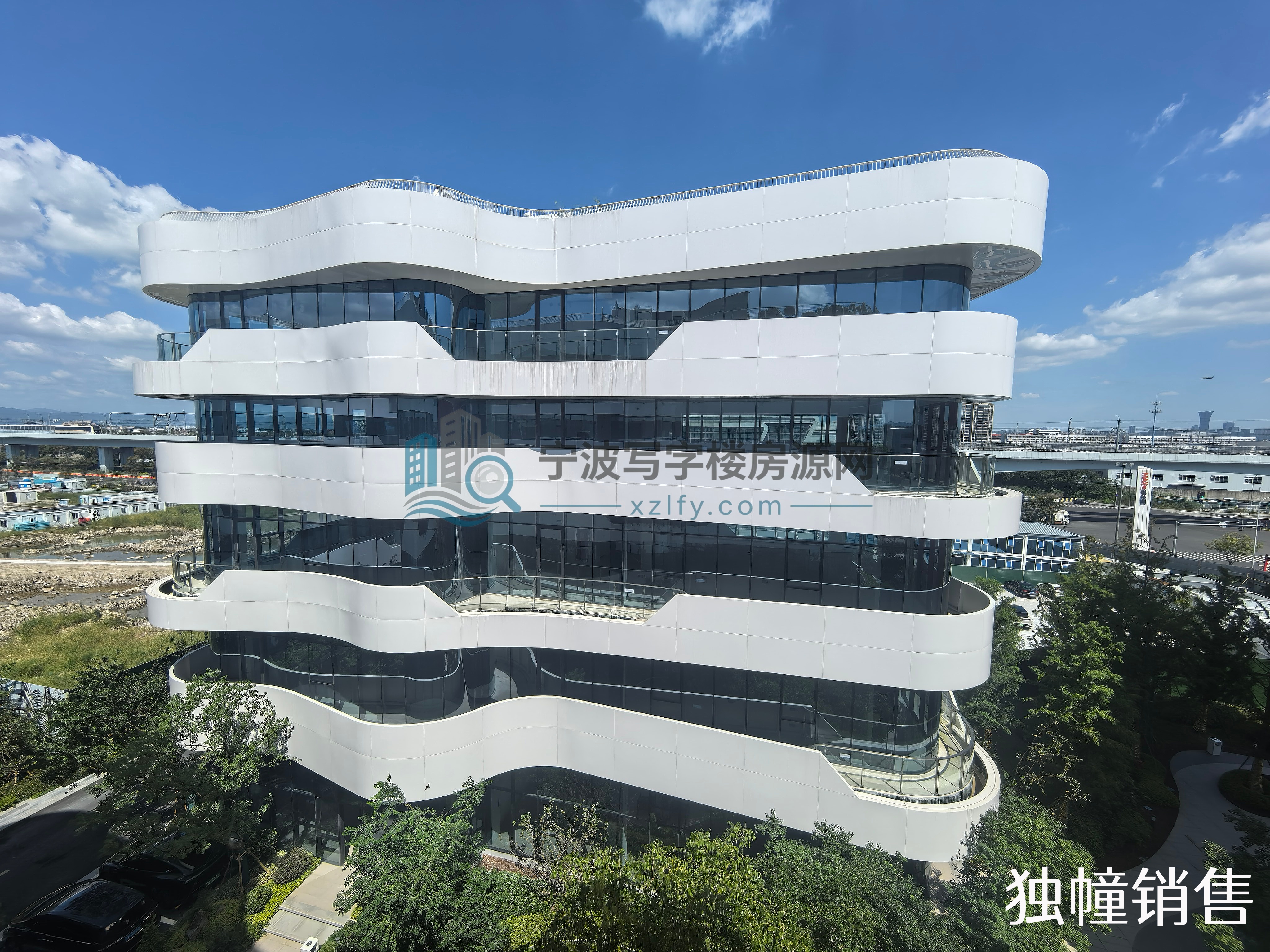 缩略图2